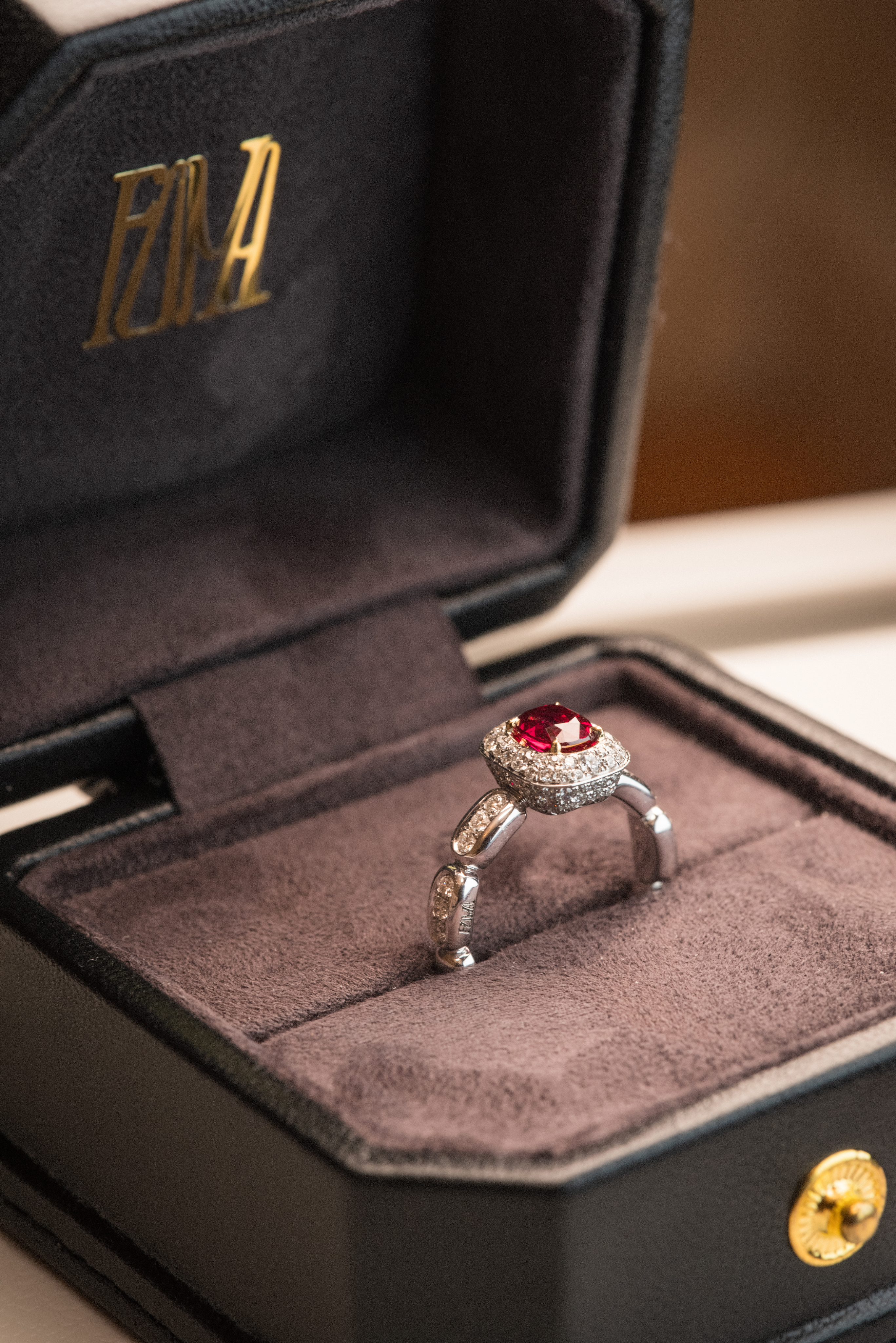 Marshmallow Deluxe - Ruby